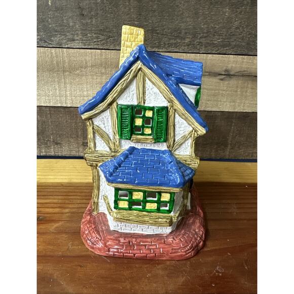 Vintage Christmas Village Yuletide Grocery Store Market - Picture 2 of 6